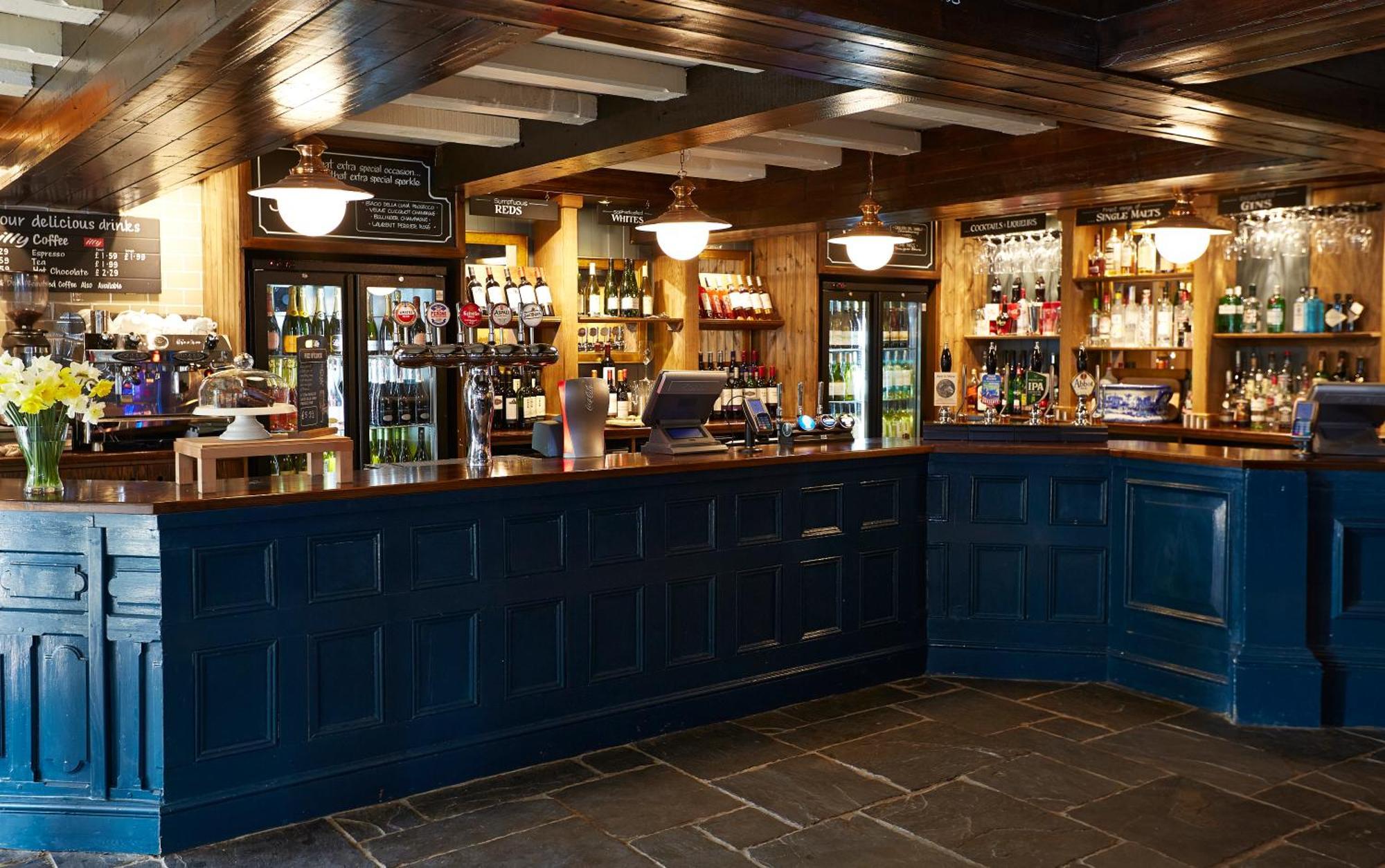 Royal George By Greene King 3*