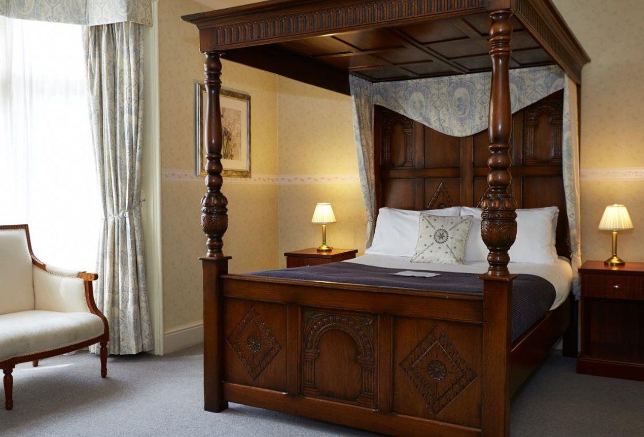 Royal George By Greene King