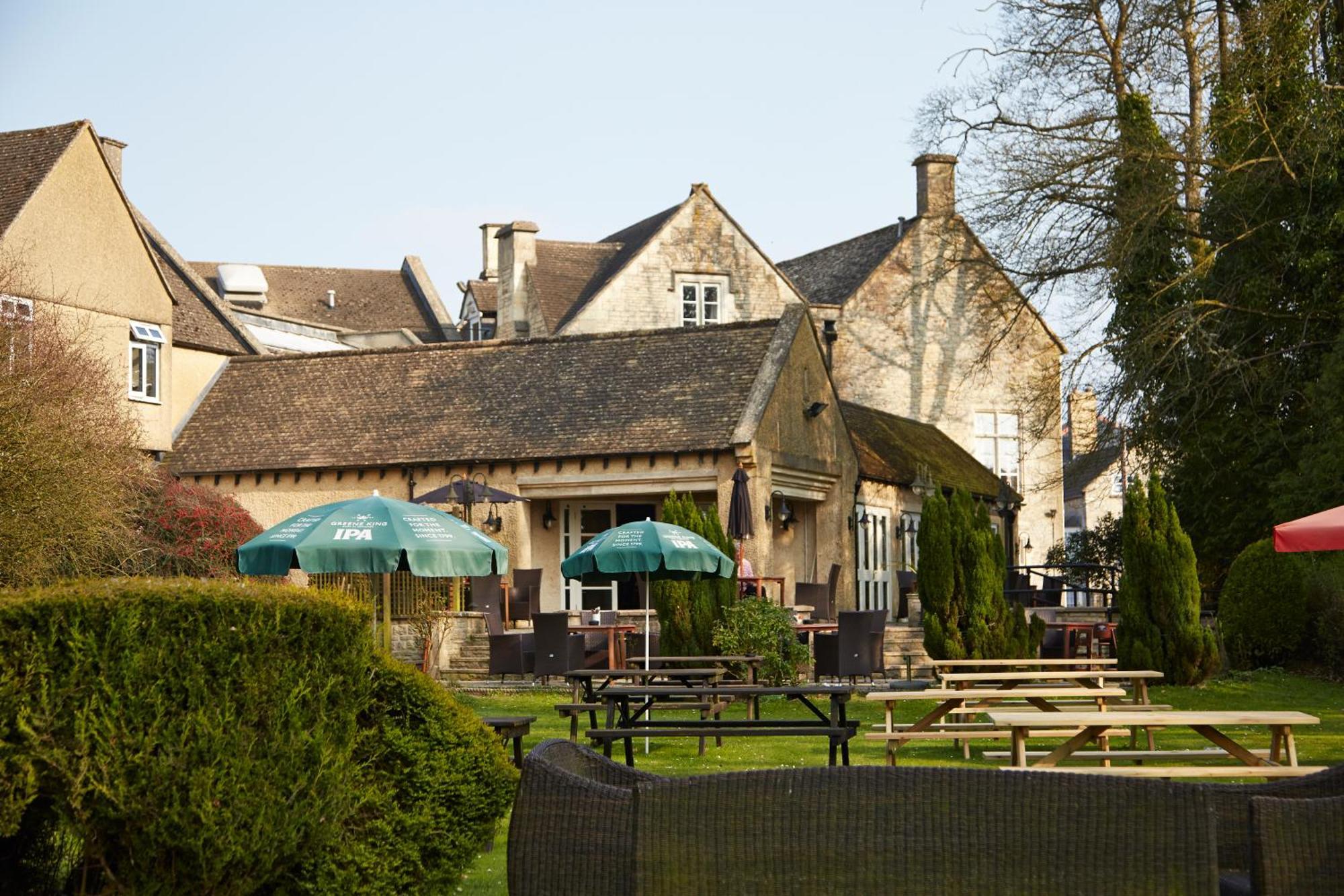 Royal George By Greene King Hotel 3*
