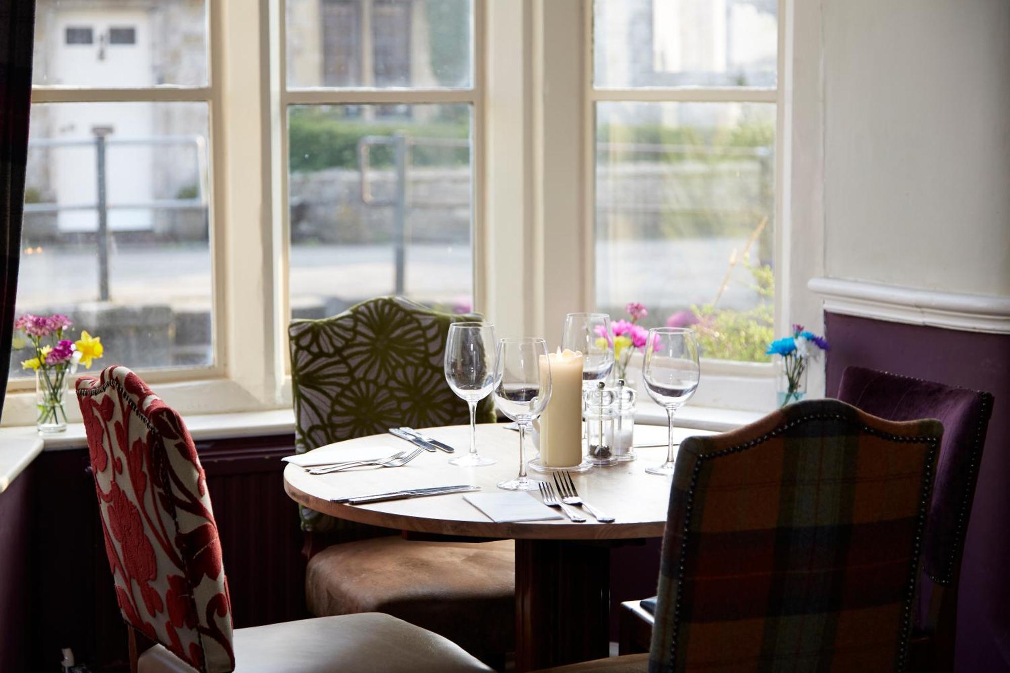 Royal George By Greene King Hotel Birdlip